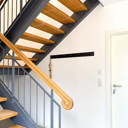 Cozy Three شقة زنغست